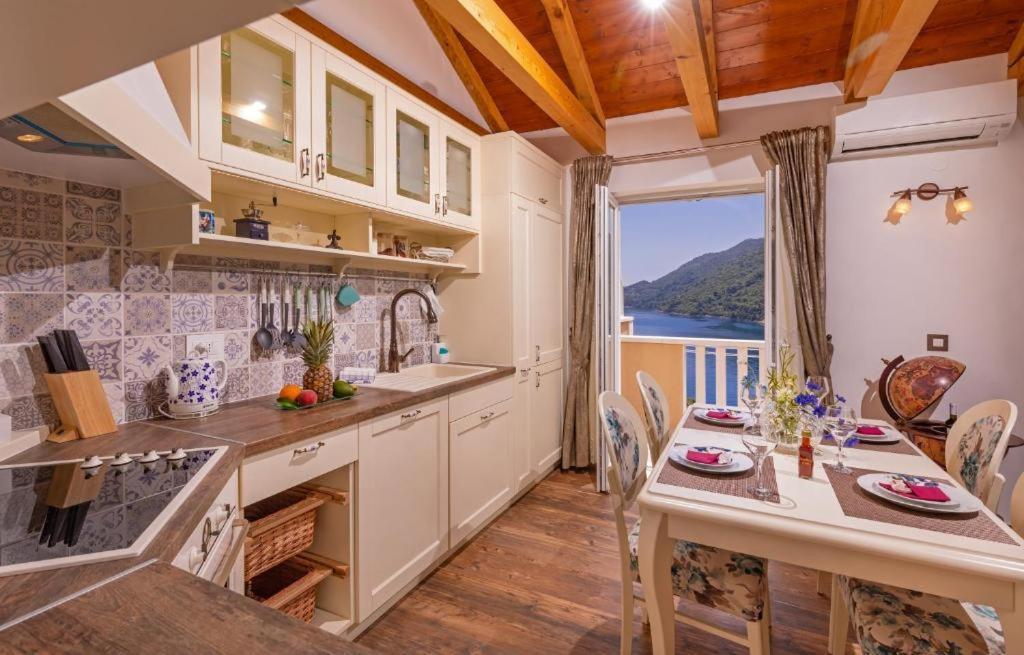 Apartments More Luxury Sobra エクステリア 写真